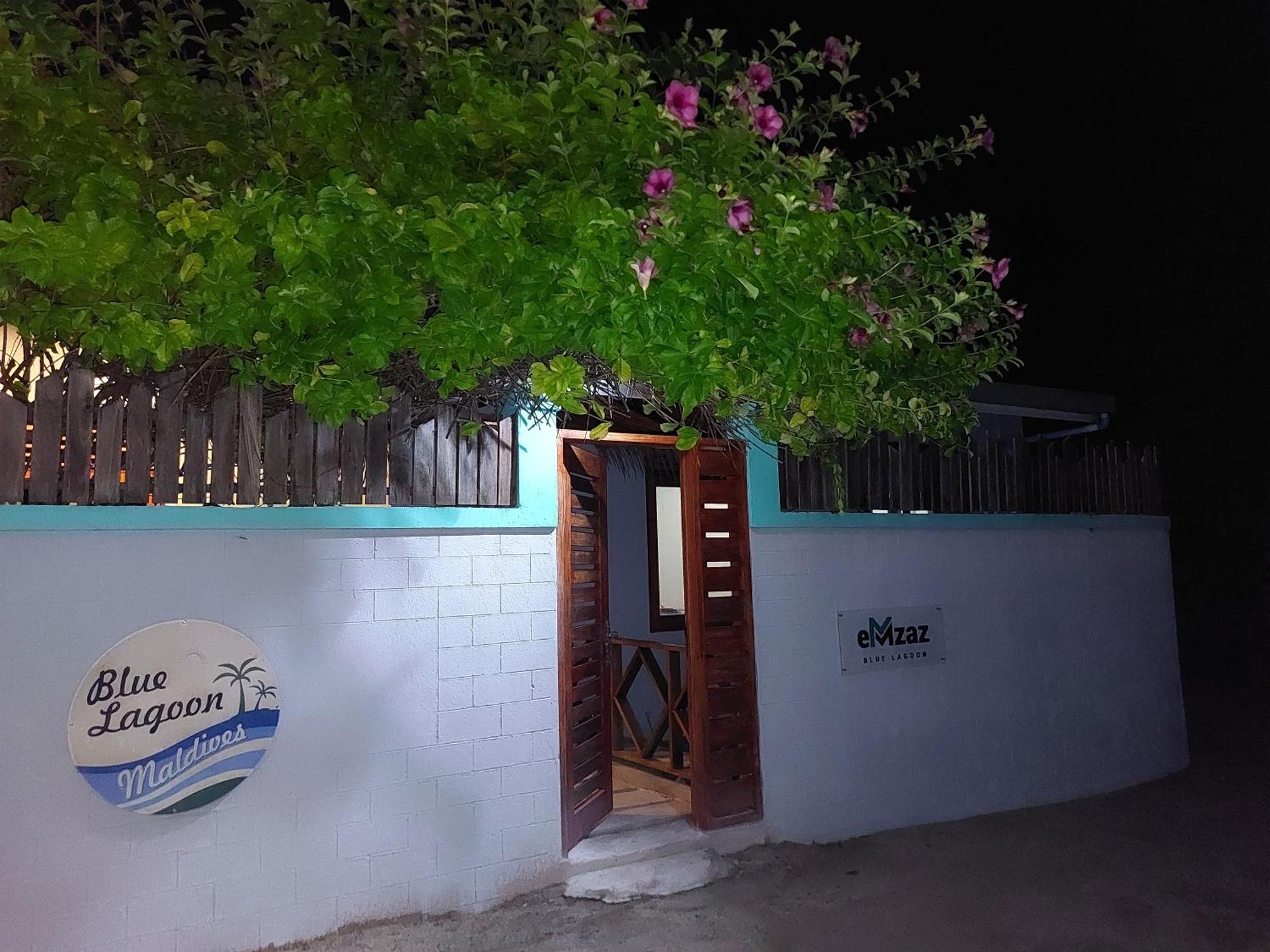 Emzaz Blue Lagoon Ugoofaaru Exterior foto